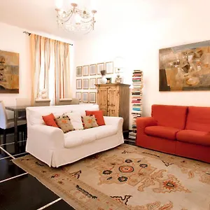 https://bb-il-salotto-di-lucilla.hotelitalianriviera.com